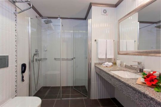 Standard-Dreibettzimmer